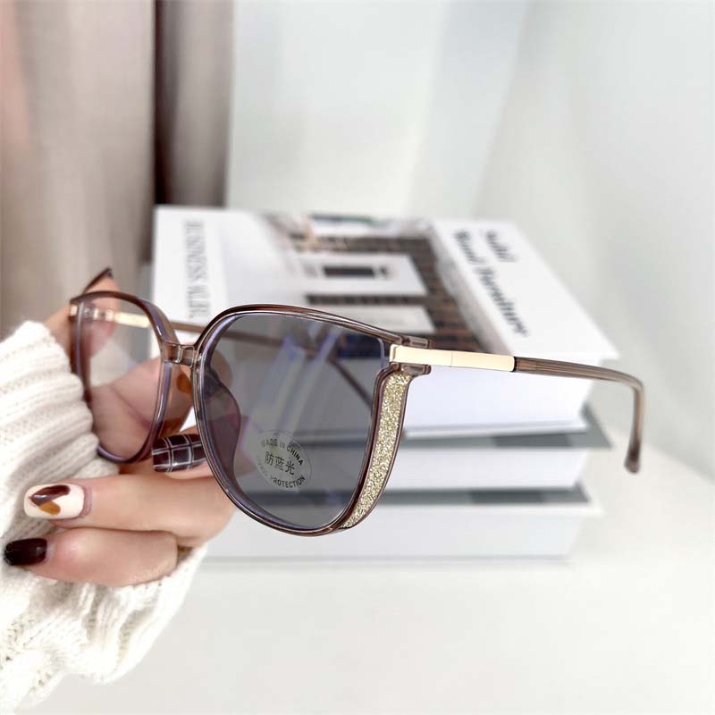 Óculos Multifocal Crystal Fashion com Lentes Fotocromáticas - Últimas Unidades