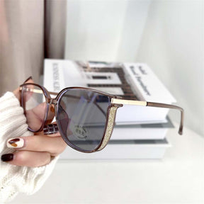 Óculos Multifocal Crystal Fashion com Lentes Fotocromáticas - Últimas Unidades
